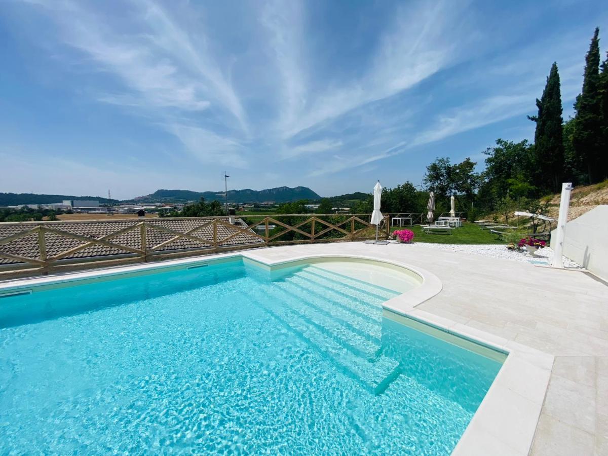 Villa Poggio Ulivo Pool-Apartments Rivoli Veronese Экстерьер фото
