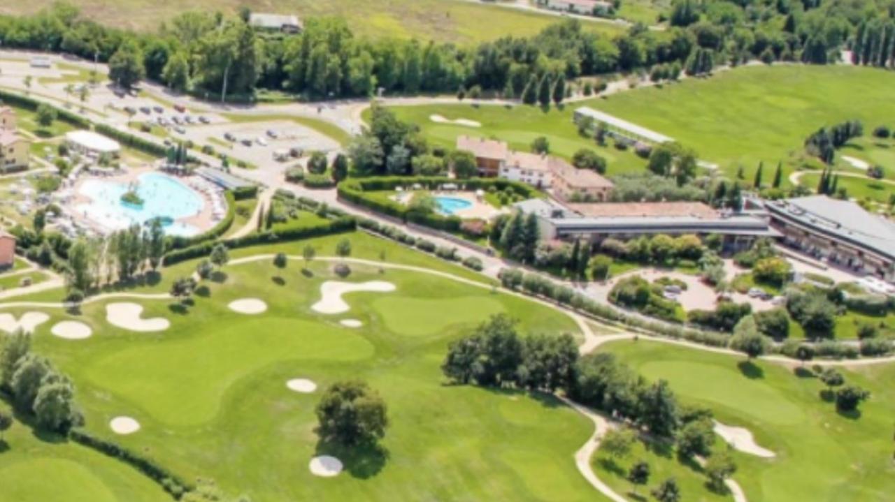 Villa Poggio Ulivo Pool-Apartments Rivoli Veronese Экстерьер фото