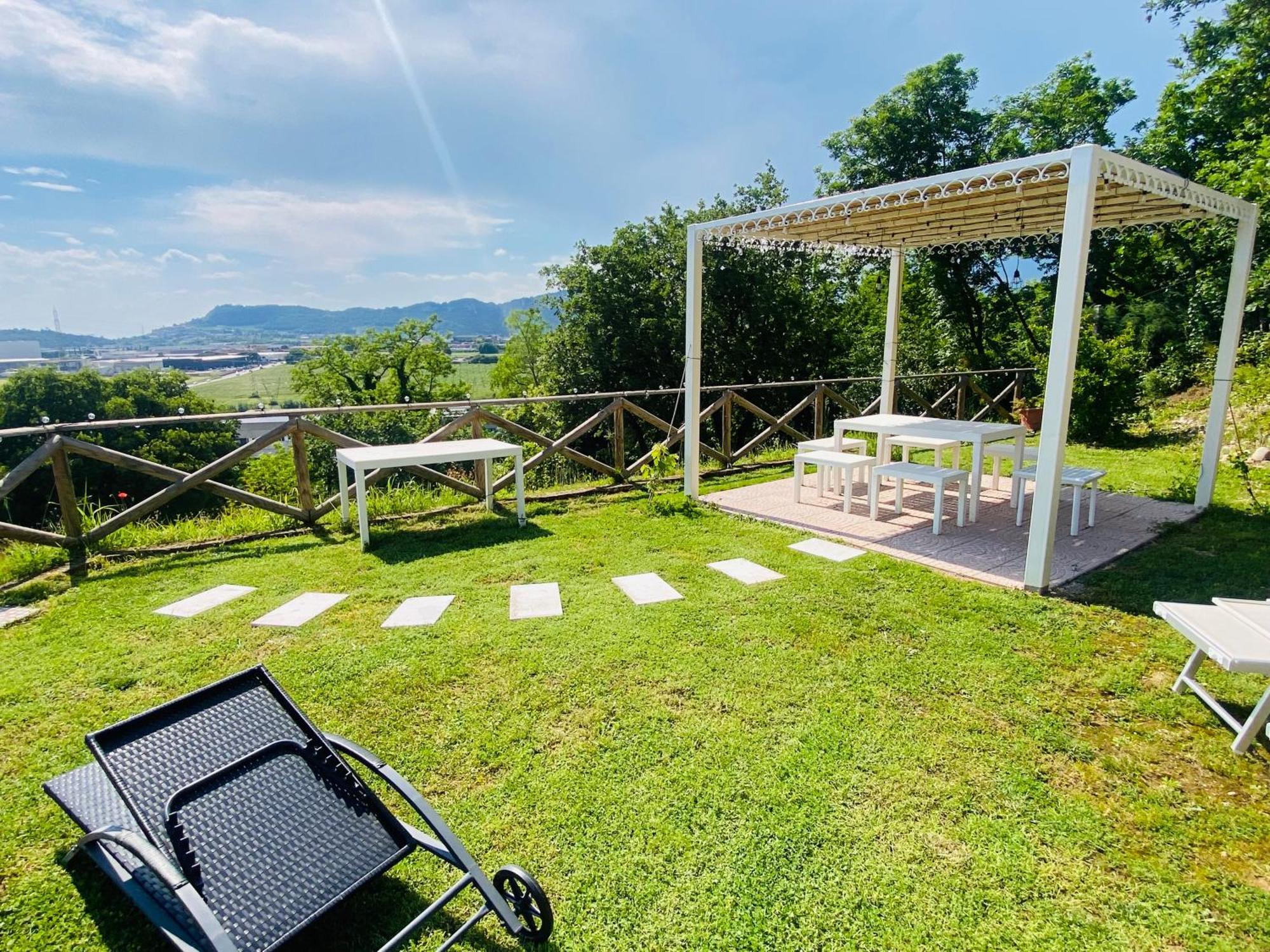 Villa Poggio Ulivo Pool-Apartments Rivoli Veronese Экстерьер фото